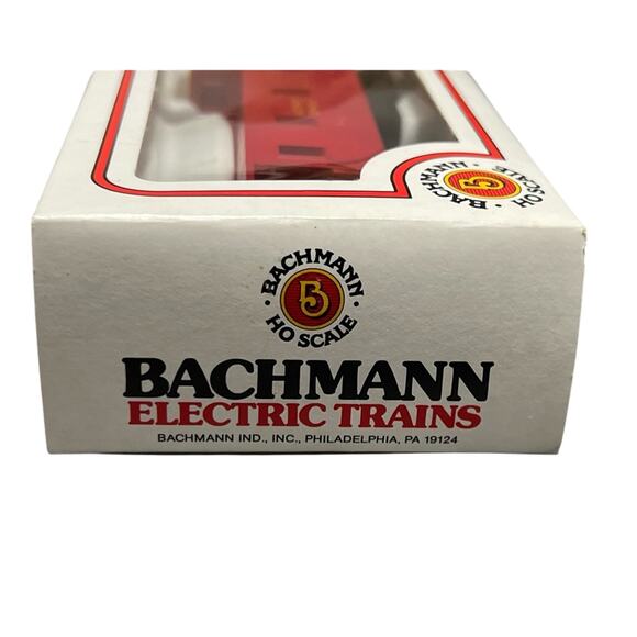 Bachmann Ho Scale 43-1037-02 All Steel Caboose Santa Fe New in Box - Picture 4 of 5